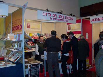 Descrizione: Descrizione: Descrizione: Descrizione: Lo-stand-di-Città-del-Sole-.jpg