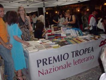 Descrizione: Descrizione: Descrizione: Descrizione: I_nostri_corsisti_Premio-Tr.jpg